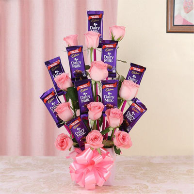 Chocolate Pink Roses Basket