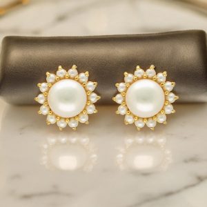 Speculate Studs