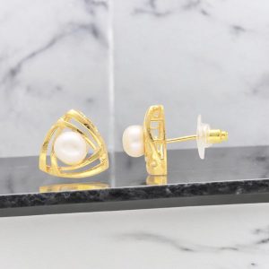 Delight Pearls Earrings