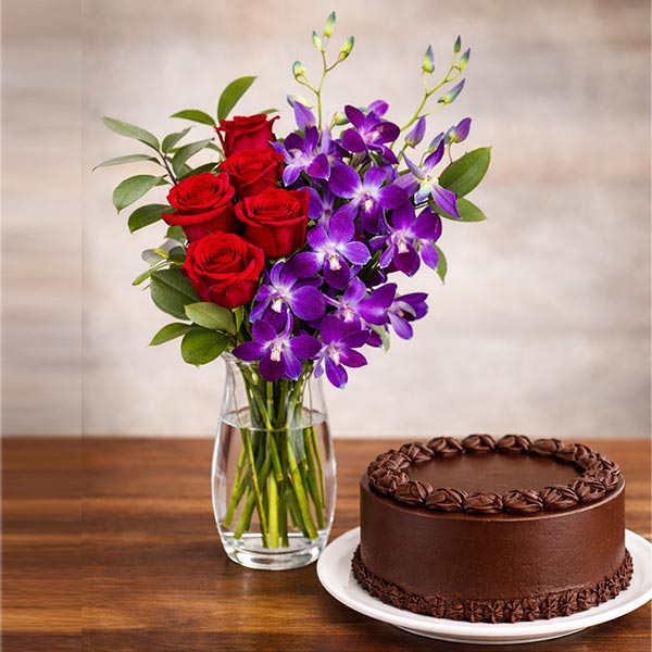 Orchid Roses Vase with Cake