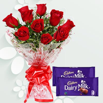 Red Rose Bouquet with Chocolates