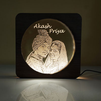 Engrave photo frame with light