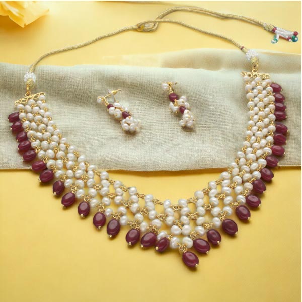 Odika 1 Line Pearl Necklace