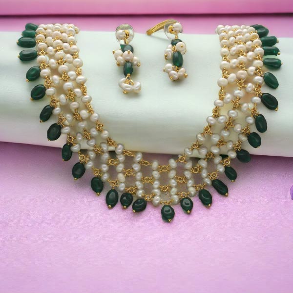 Jagrati Pearl Necklace