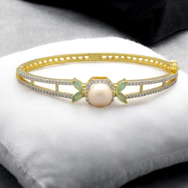 Celeste Regal Pearl Bracelet