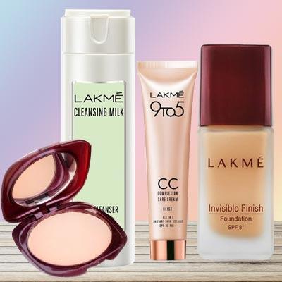 Lakme Make-Up Kit