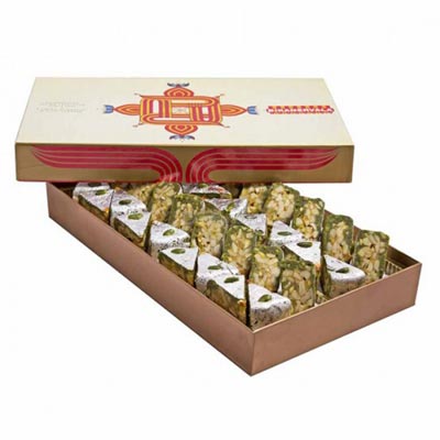 Kaju Diamond Sweets Box