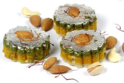 Kaju Kesar Pista Flowers