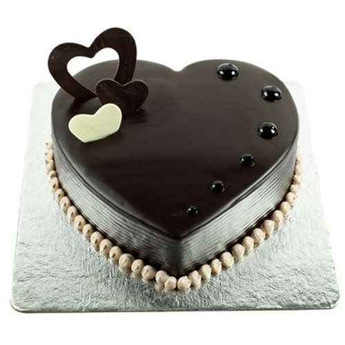 Tasty Love Cake