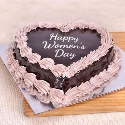 Fresh Heart Chocolate Women's Day Cake