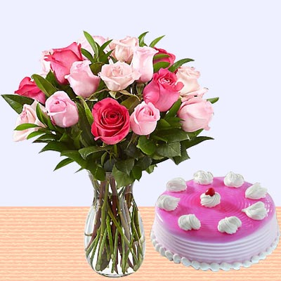 Rose Vase with Cake