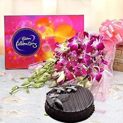 Exotic Floral Gift Hamper