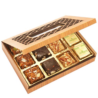 Wooden Carved 12 pcs Assorted Bites Box