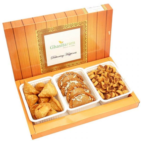 Gujiya, Farsan Samosa and Bhakar Wadi Holi Hamper