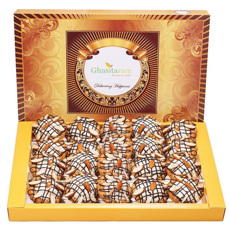 Chocolate Filled Chandrakala 800 gms