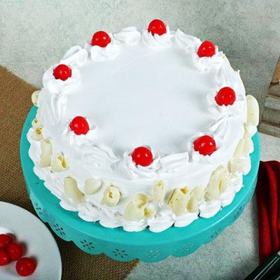 Fresh Cream Vanilla Eggless Cake