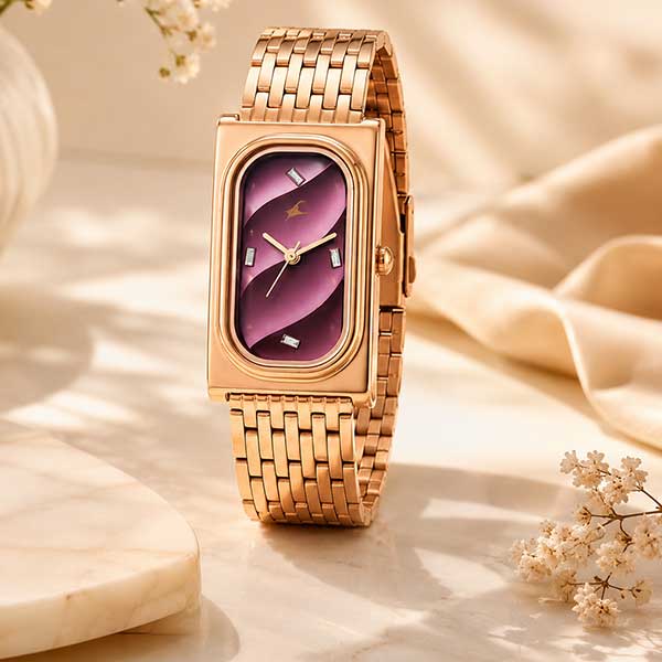 Fastrack Superb Designer Bracelet Watch for Her
