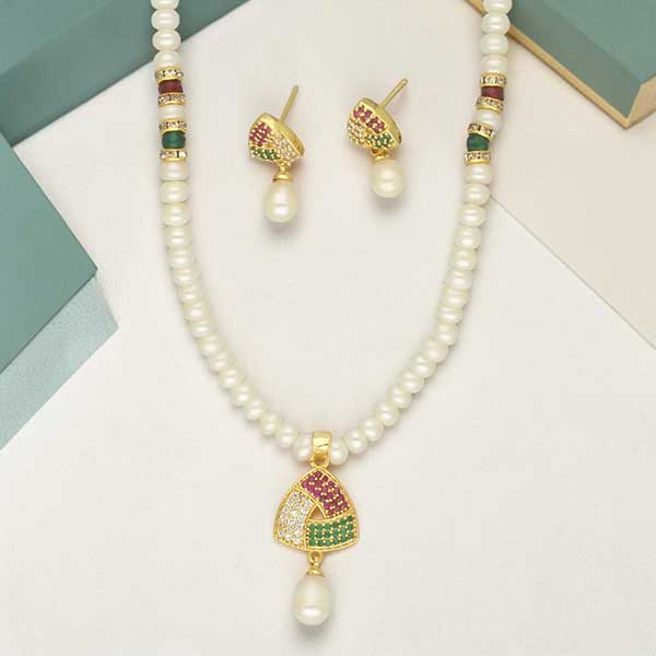Rangrez Pearl Pendant Necklace Set