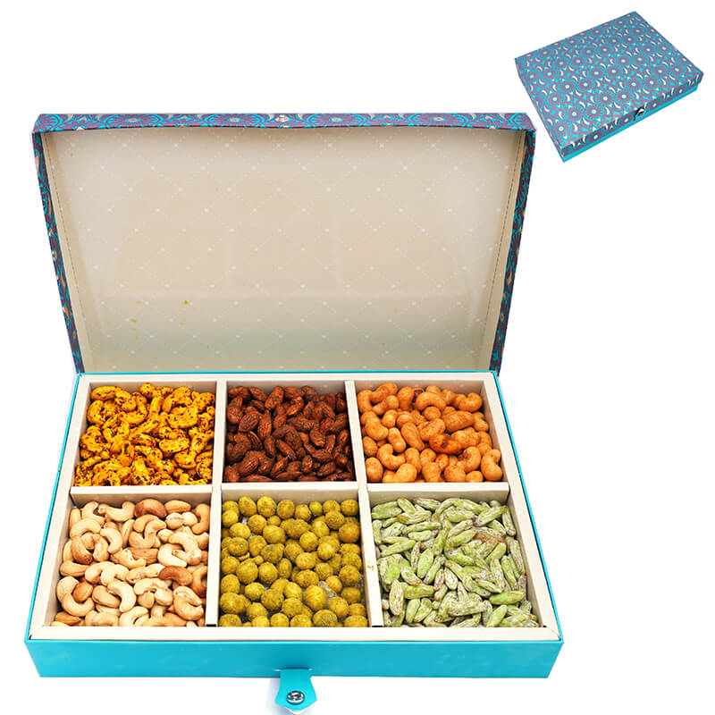 Blue 6 Part Flavoured Nuts Box 900 gms