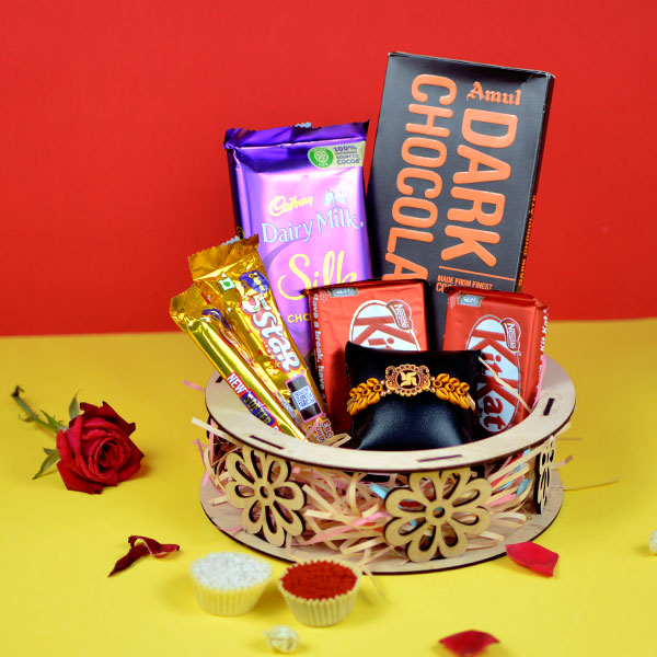 Designer Rakhi Gift Pack