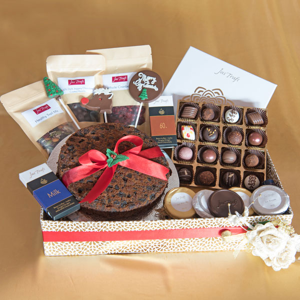 Family Christmas Chocolates and Plum Cake Wellness Hamper