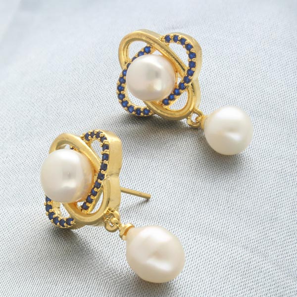 Rachita Pearl Earrings for Mother