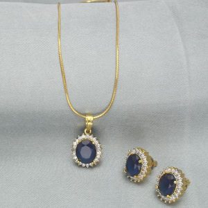 Raveena Pendant Set with Chain for Mother