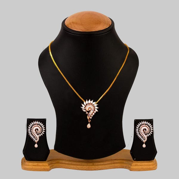 Glorious Pendant Earring Set