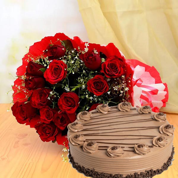 18 Roses Celebration Combo